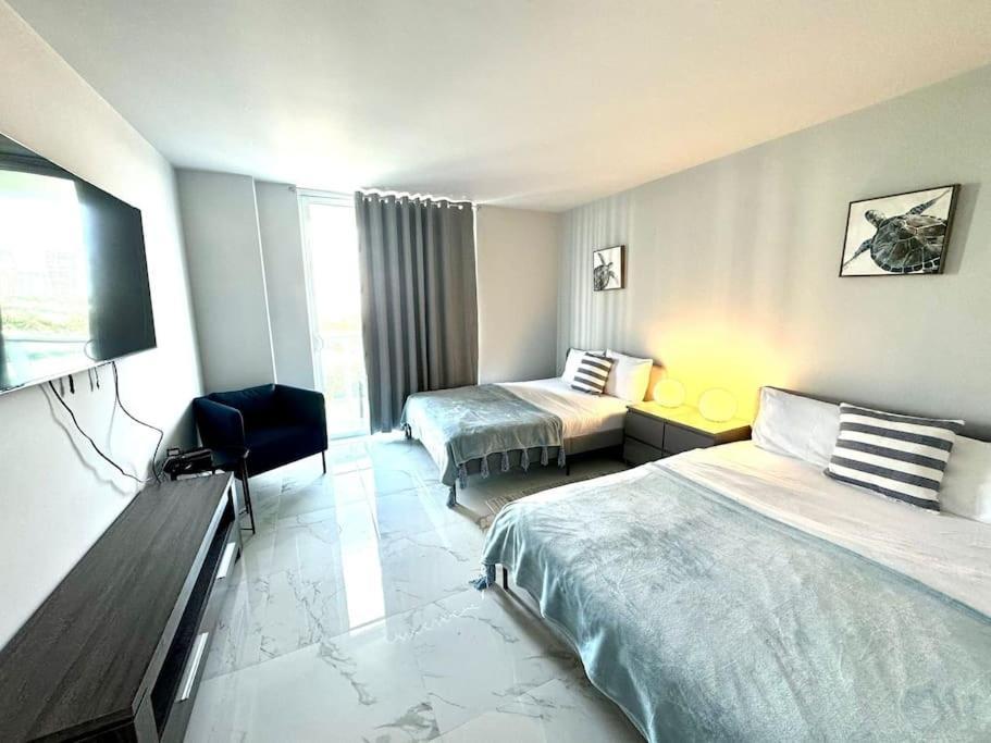 Sunny Isles Beach Spacious Apartment Εξωτερικό φωτογραφία