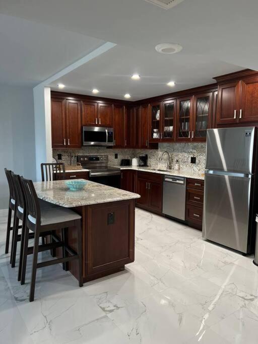 Sunny Isles Beach Spacious Apartment Εξωτερικό φωτογραφία