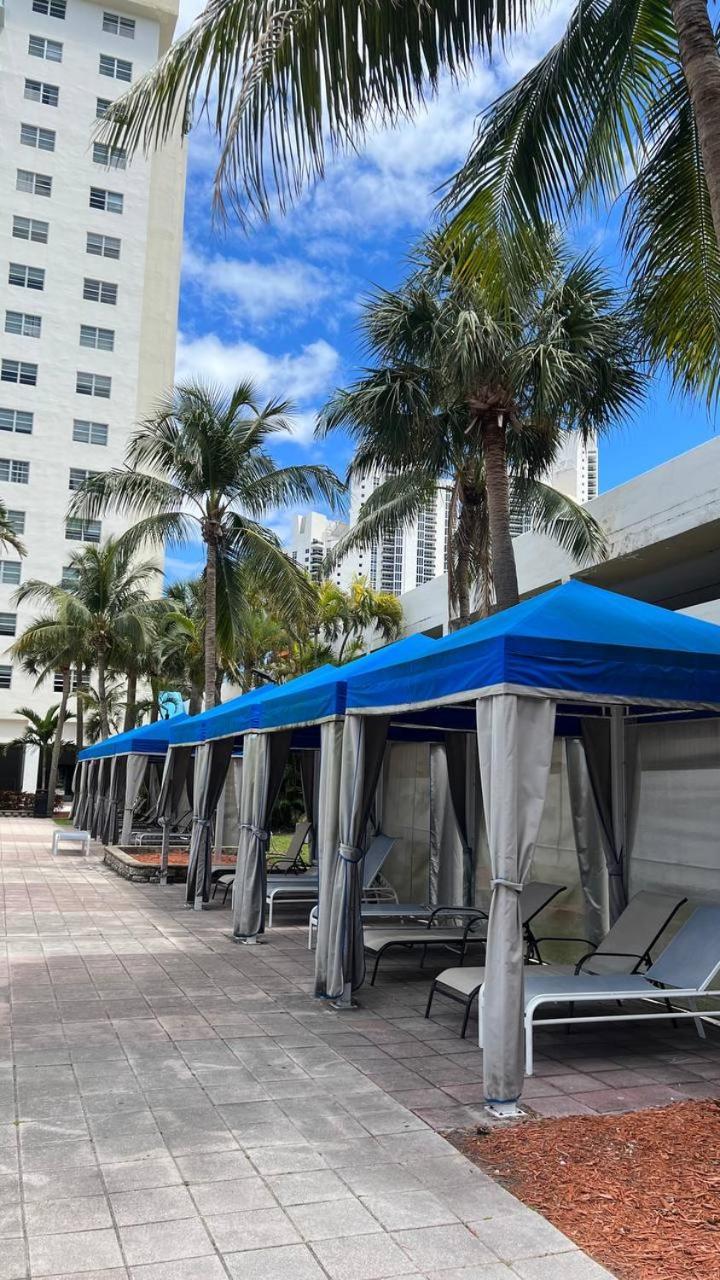 Sunny Isles Beach Spacious Apartment Εξωτερικό φωτογραφία