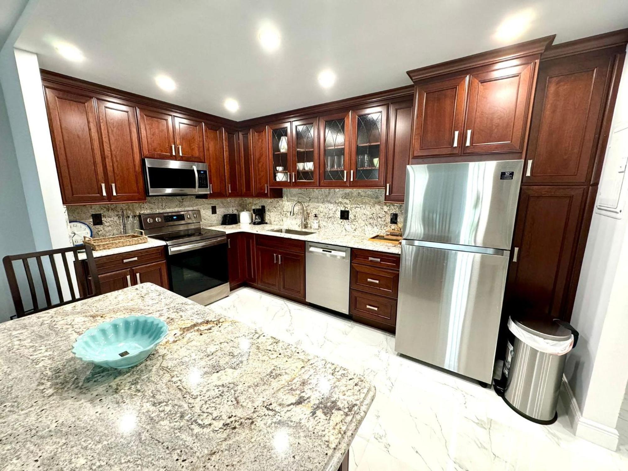 Sunny Isles Beach Spacious Apartment Εξωτερικό φωτογραφία