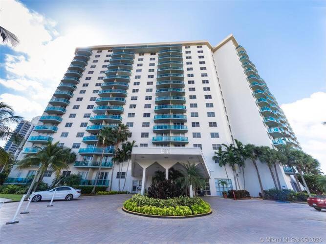 Sunny Isles Beach Spacious Apartment Εξωτερικό φωτογραφία