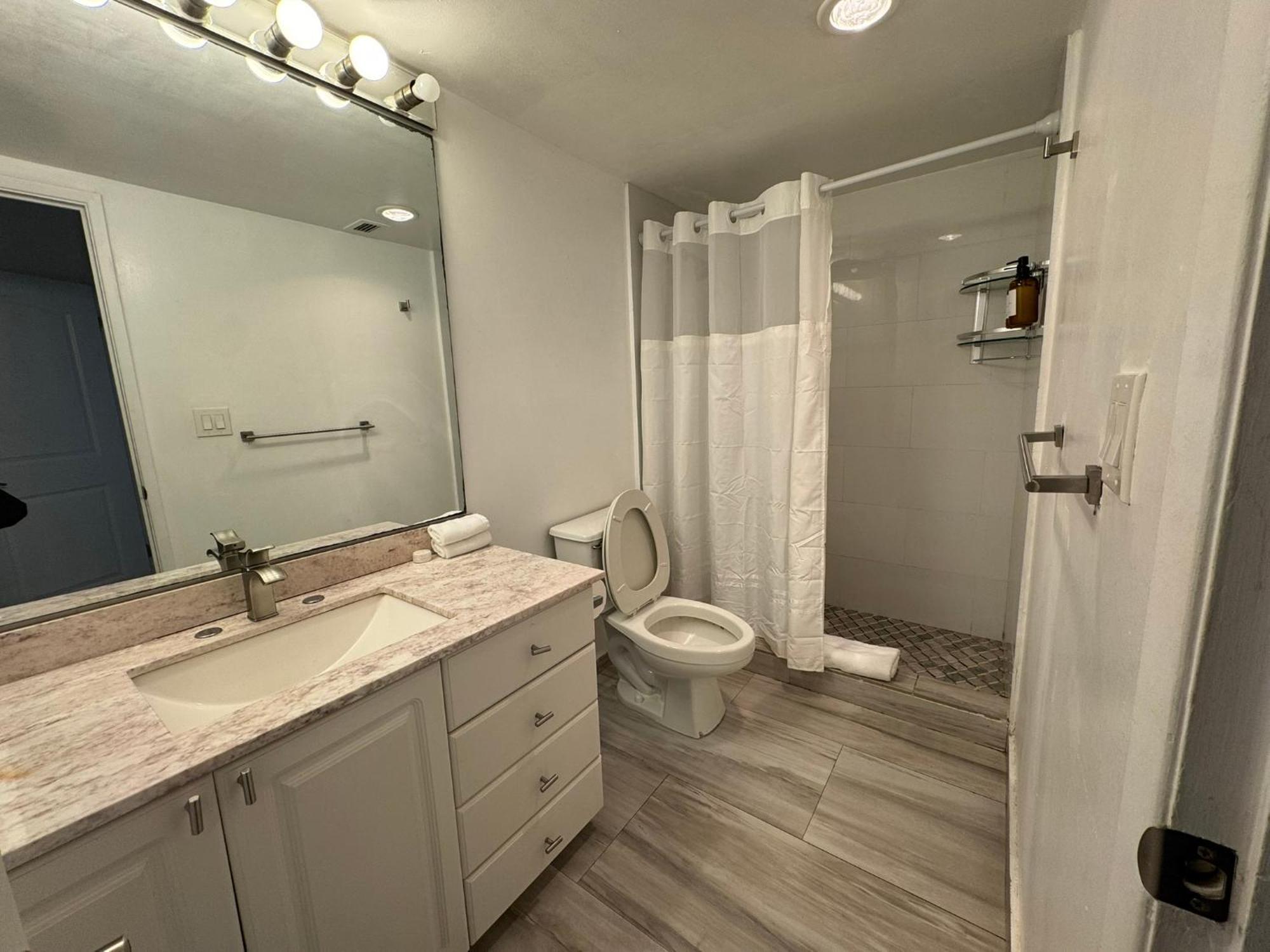 Sunny Isles Beach Spacious Apartment Εξωτερικό φωτογραφία